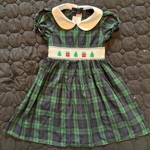 Vintage Holiday Dress for Little Girls – Size 6X – Christmas Smocked Plaid